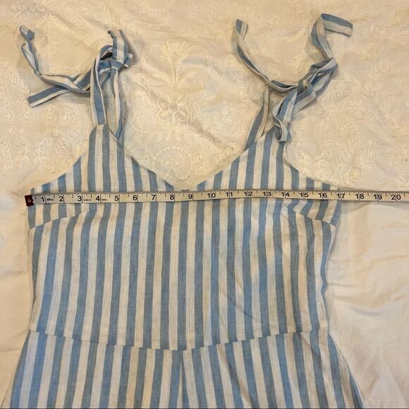 Everly x Francesca’s NWT Blue Striped Jumpsuit size L - Picture 7 of 10